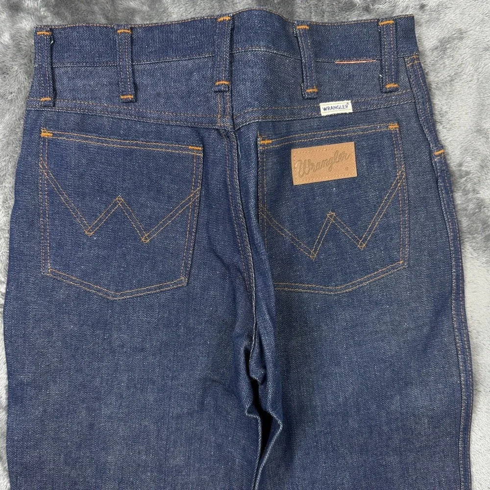Wrangler Jeans Mens 28x34 Blue Excellent Vintage No Fault Flare Leg USA Made